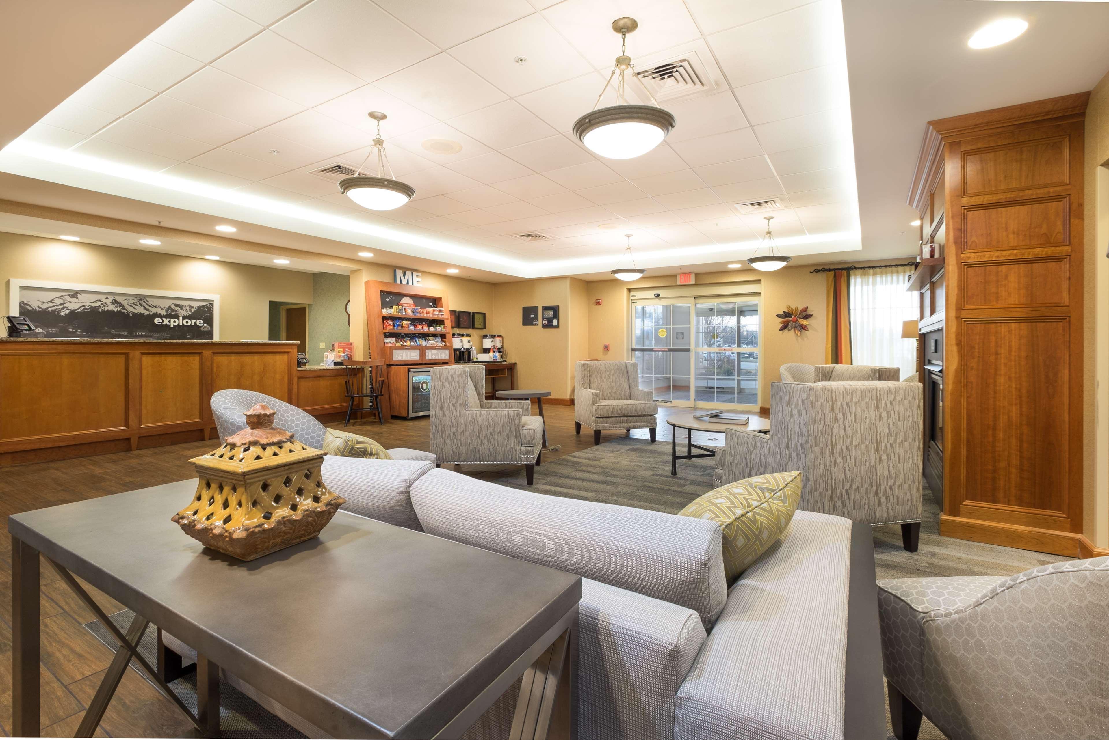 Hampton Inn Waterville Ngoại thất bức ảnh